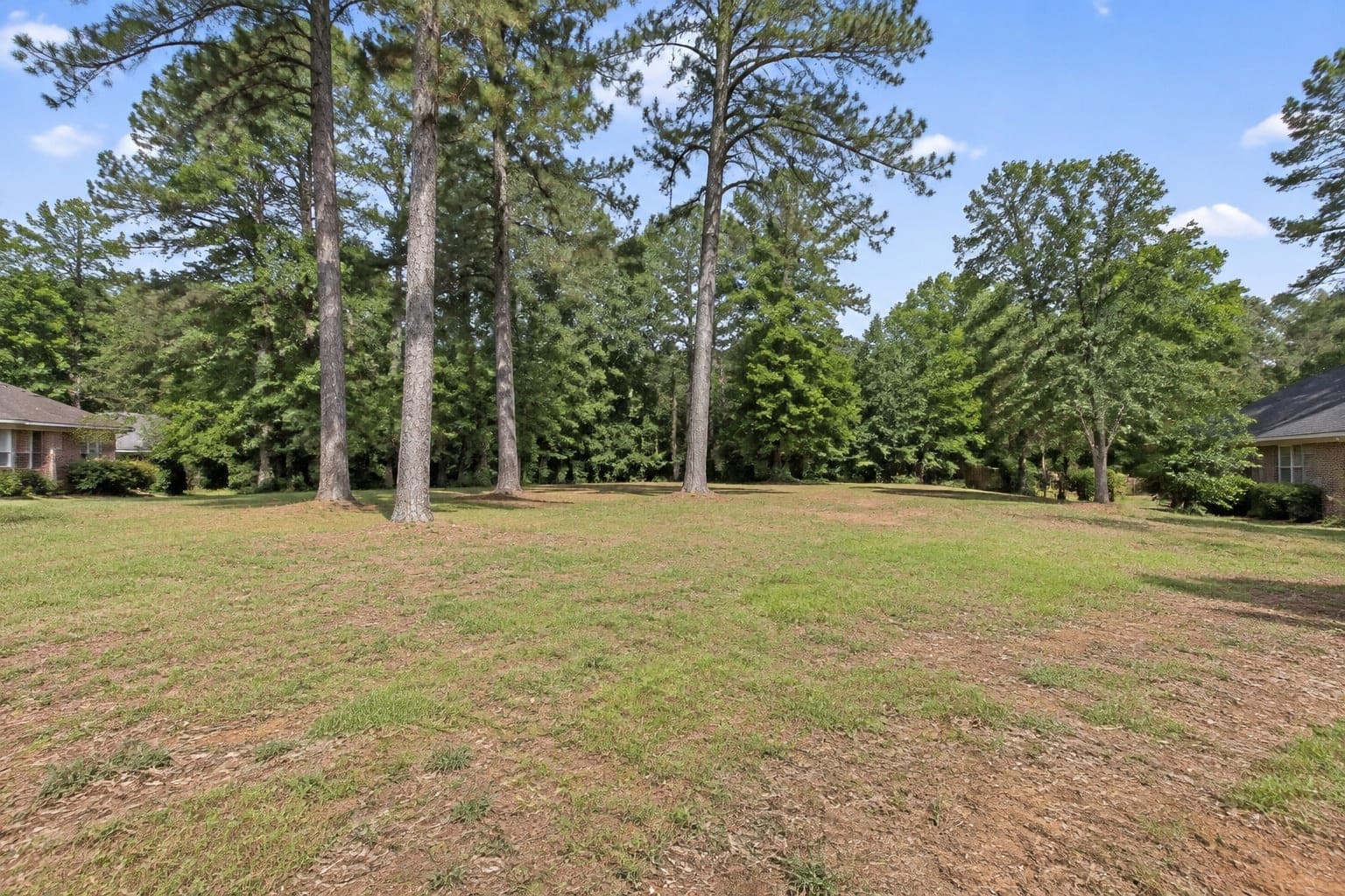Undeveloped vacant residential lot in metro Atlanta