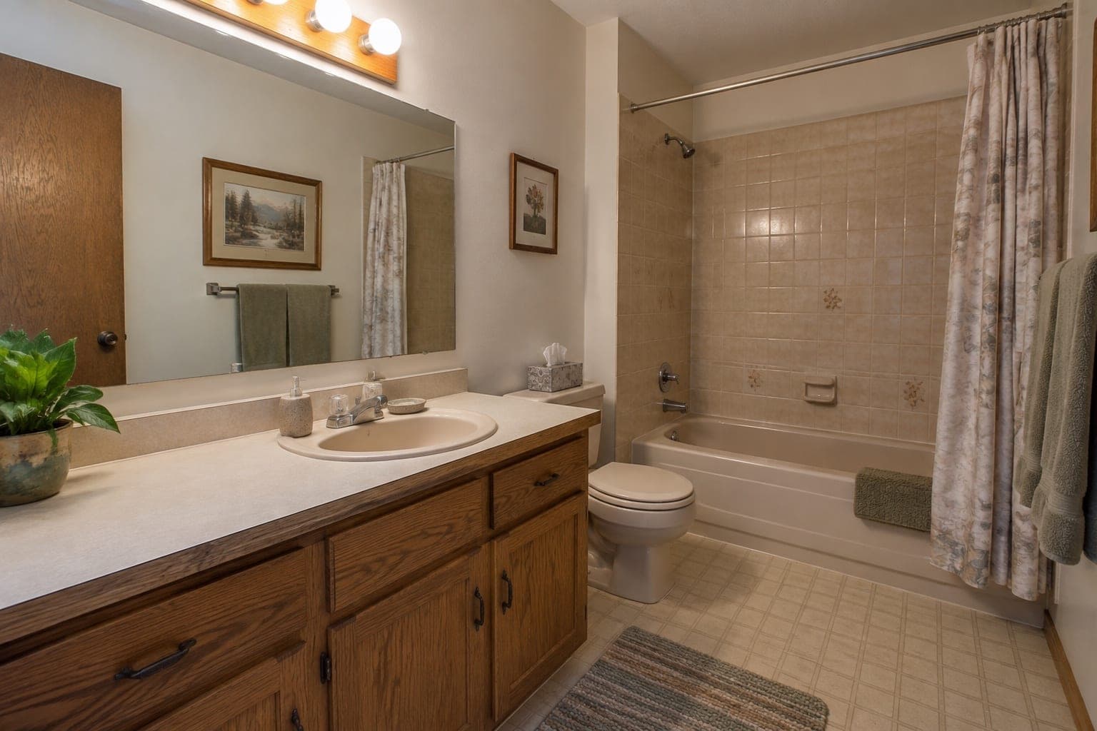 Out-of-date bathroom in a home in Boulder
