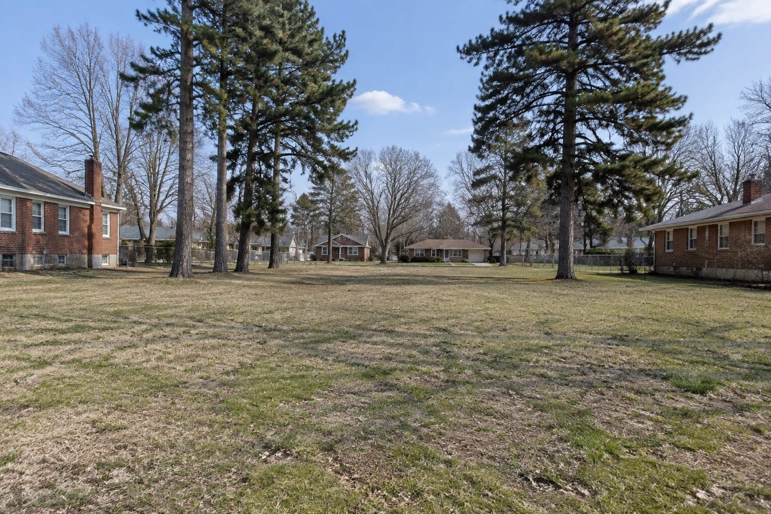 Undeveloped residential lot in St. Louis